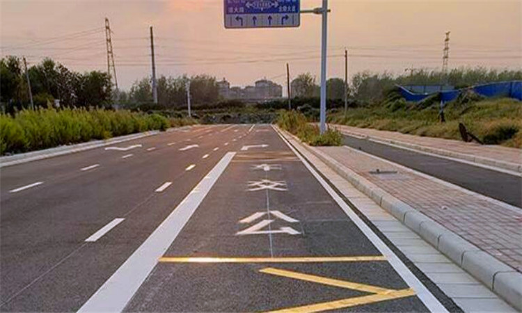 道路交通标志和标线是什么标准