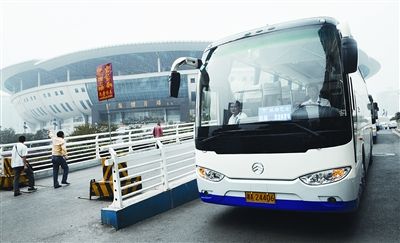 长沙汽车西站到黄花机场怎么坐车